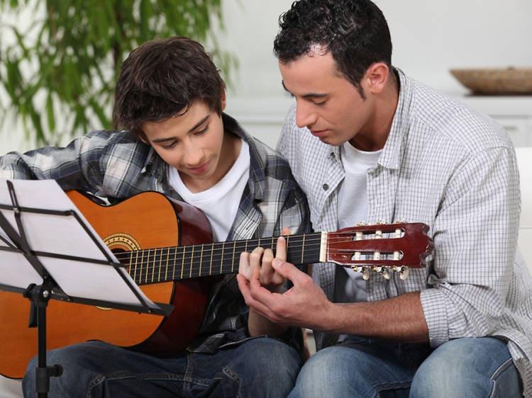 Fousiltz Private Guitar Coaching: Personalized Learning